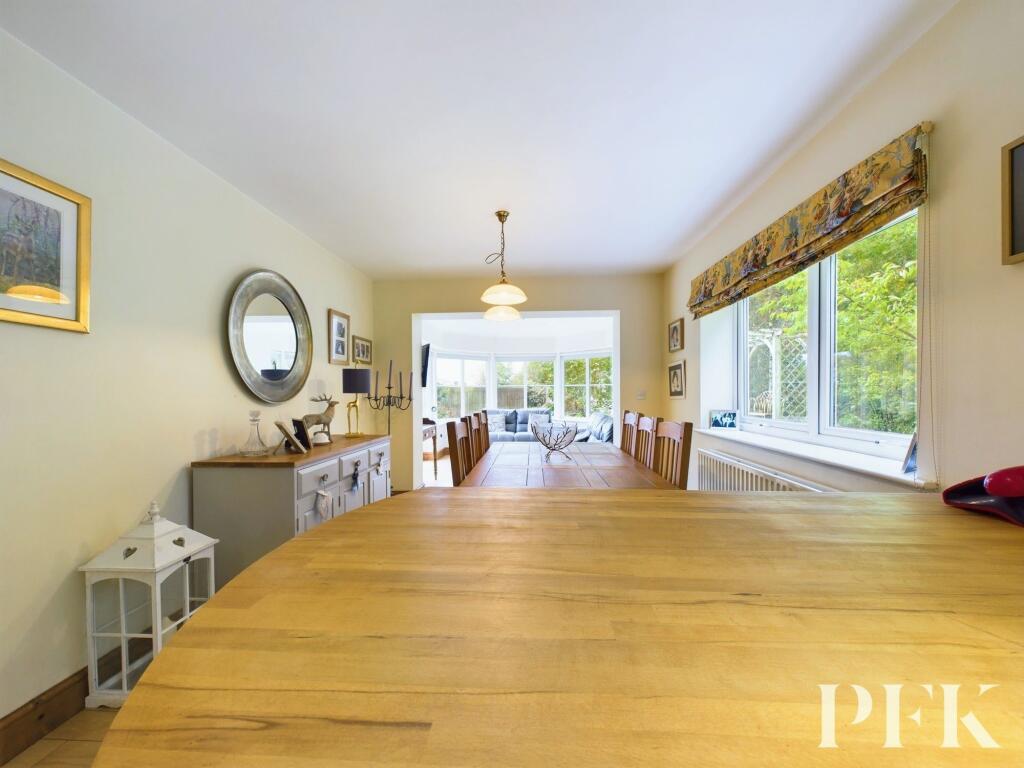 Open Plan Dining Kitchen &amp; Sunroom