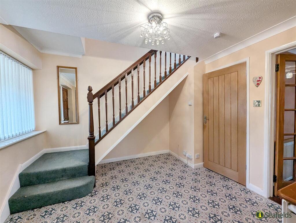 Hallway.jpg