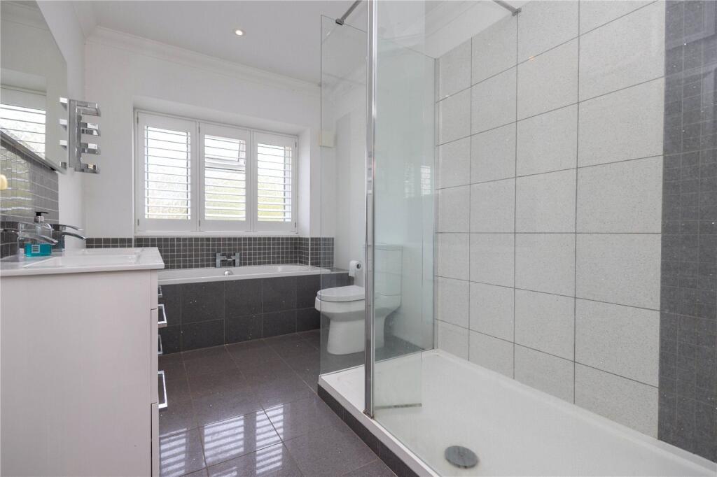 Family bathroom