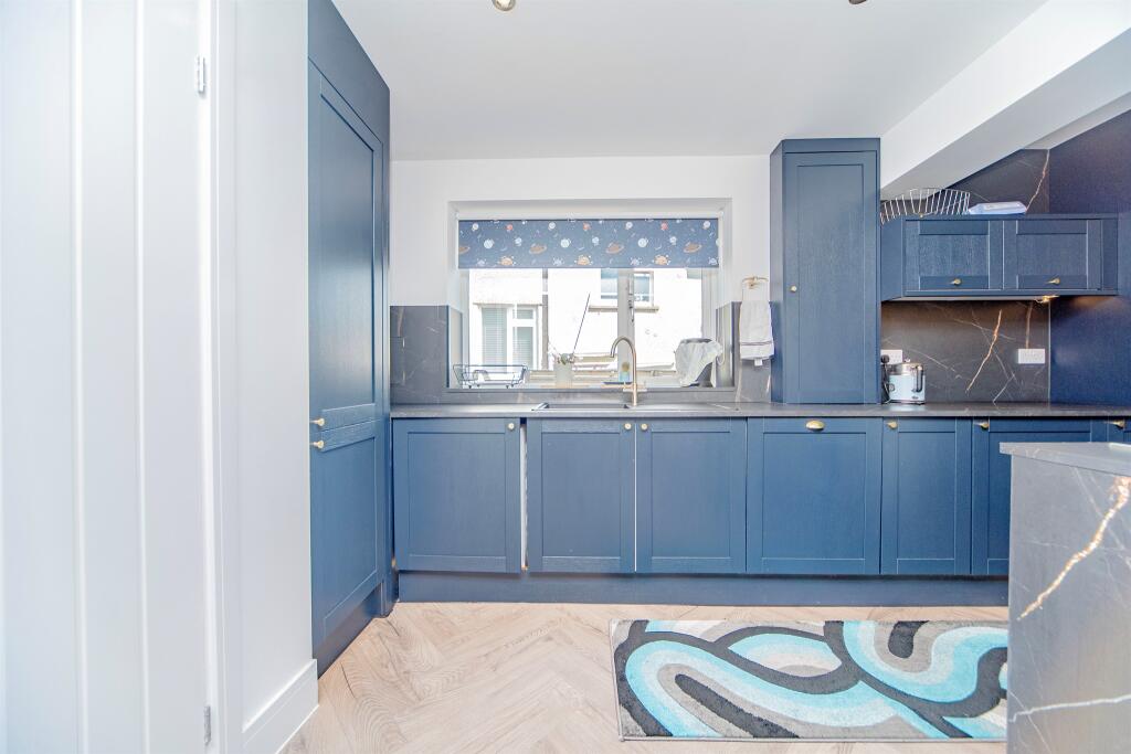 Kitchen Diner Lounge