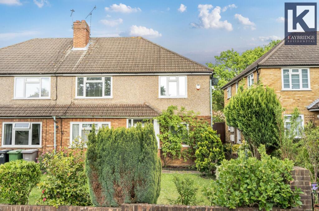 Ardrossan Gardens, KT4 7AZ