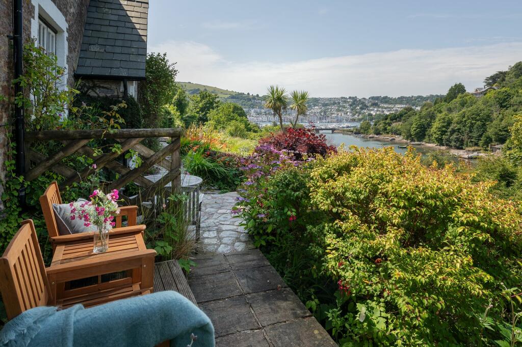 Coastguard Cottage Front Terrace