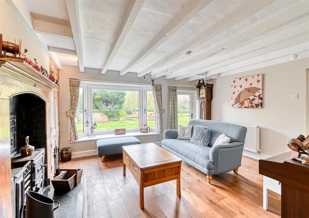 Orchard Cottage-02.jpg