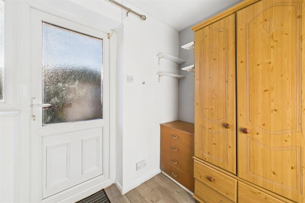 11 Benford Close, Downend, Bristol BS16 2UD | Free