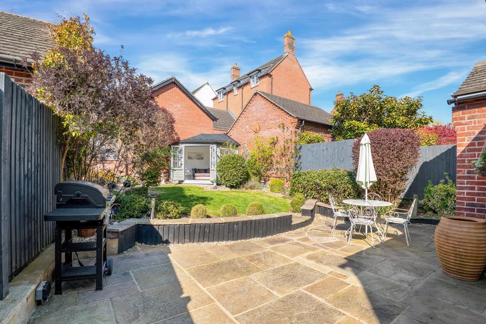 10 Mantlecroft Drive WEB PH-10.jpg