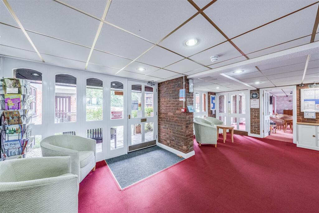 Communal Reception Area