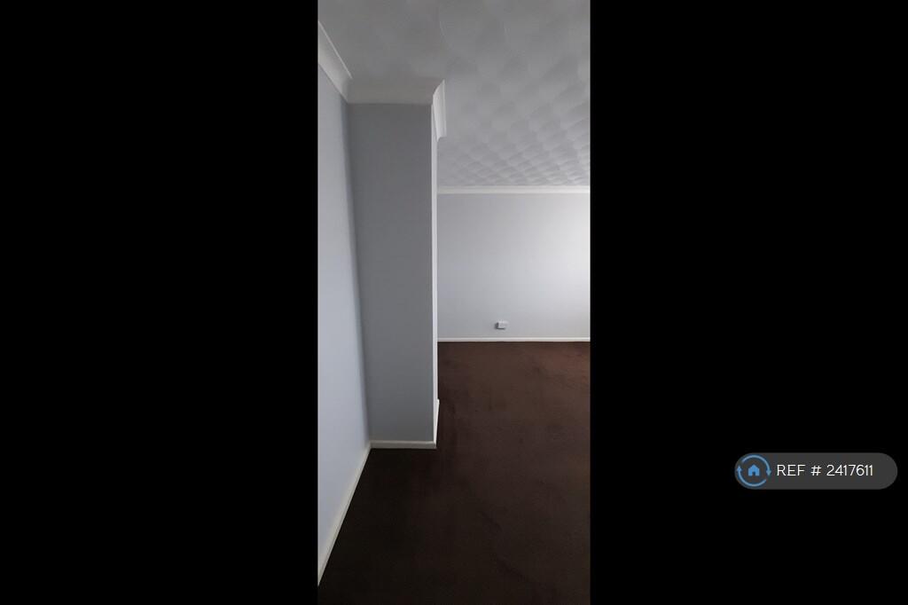 Master Large Double Bedroom 1, Front