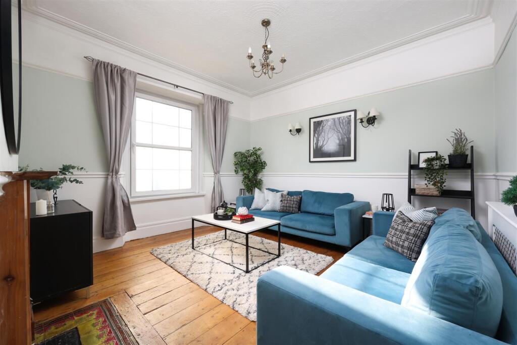 168 High Street 1.JPG