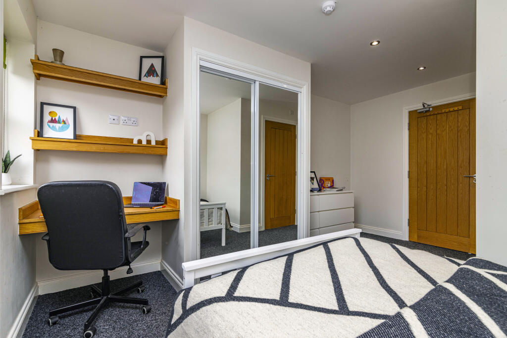 Flat8LordTennyson-4 (1).jpg