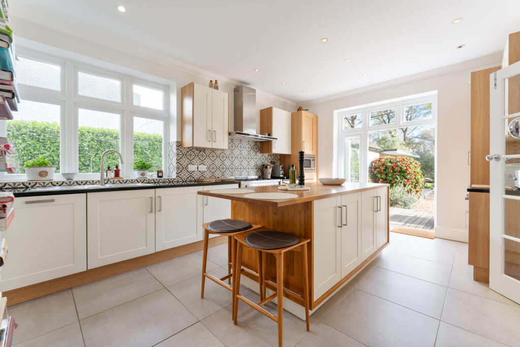 Kitchen 2