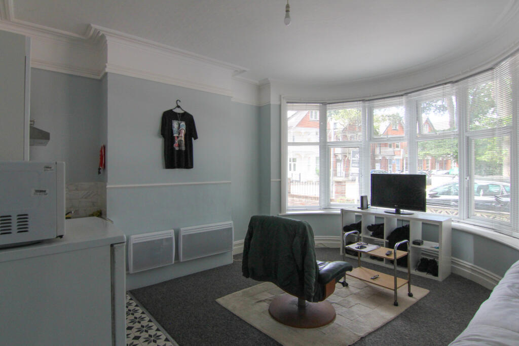 Flat 1
