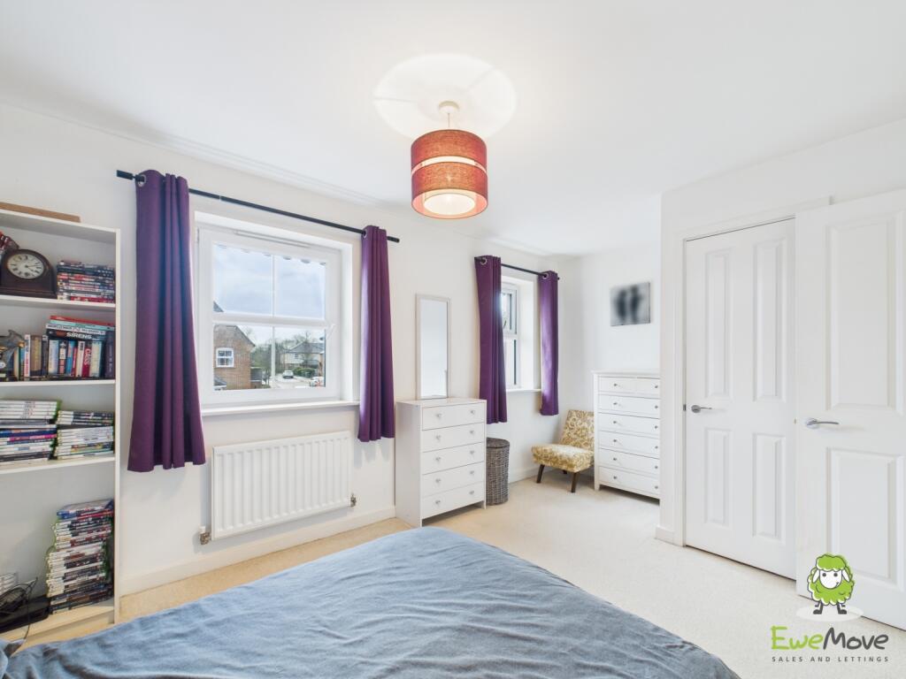 EweMove Estate Agents Basingstoke - Chilworth Way 