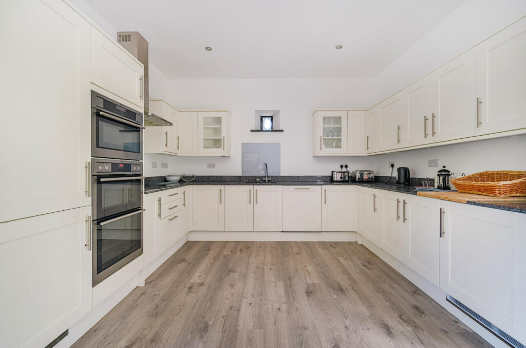 23-1316266-23-685...