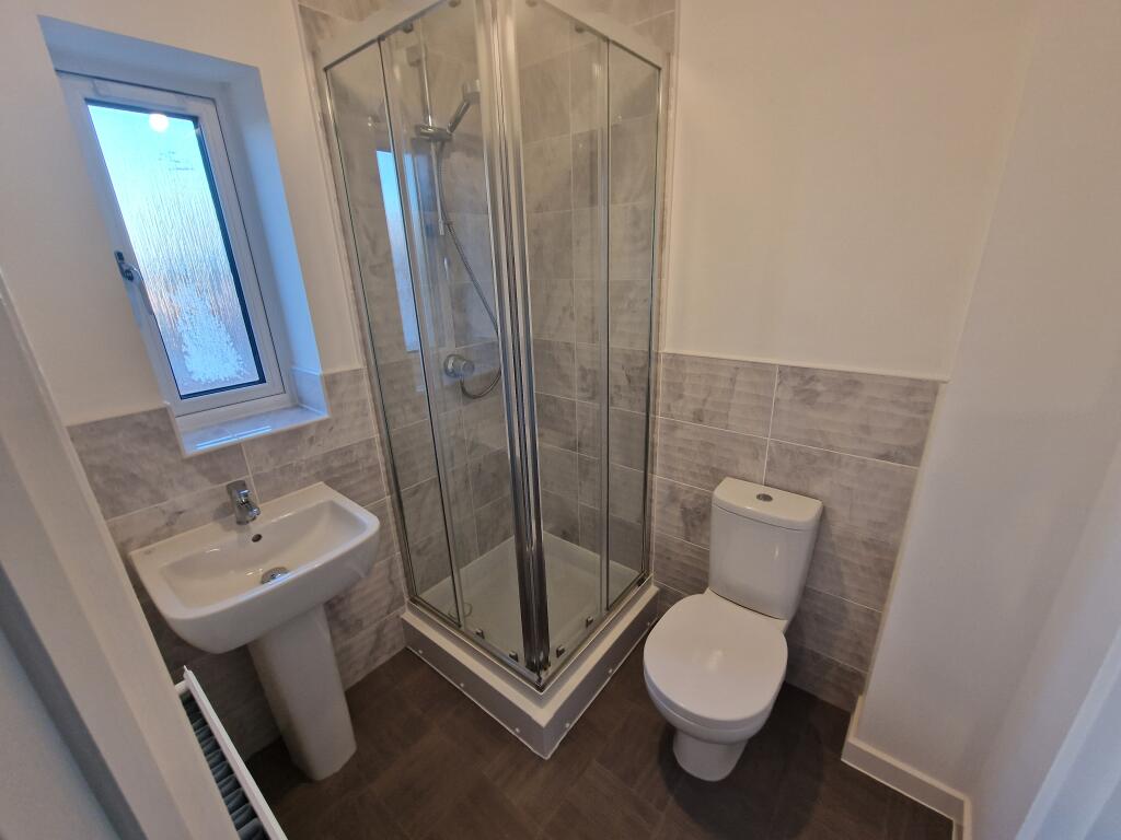 En-suite Bathroom