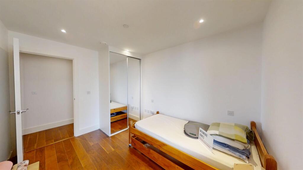 121-Upper-Richmond-Road-Putney-SW15-02272025_10512