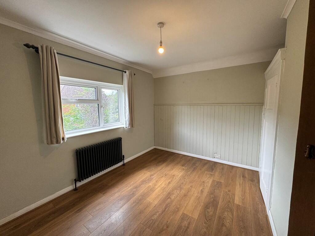 17 Cherry Tree Av...