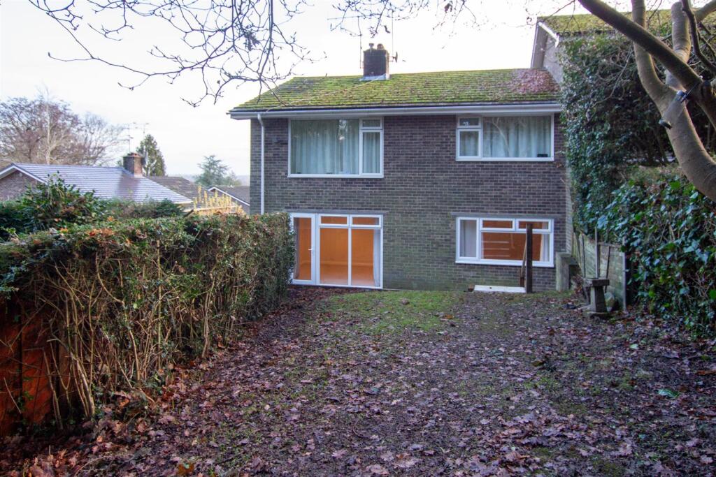 19 High Trees -  Rear.jpg