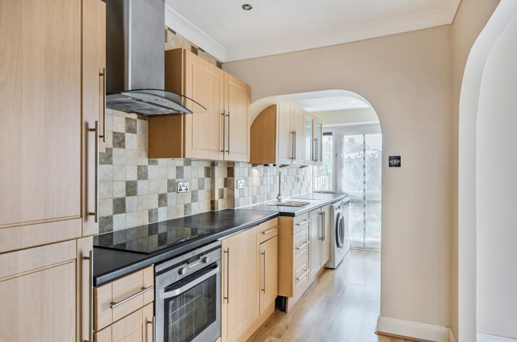 1353240-13-68c2fb7c1586a