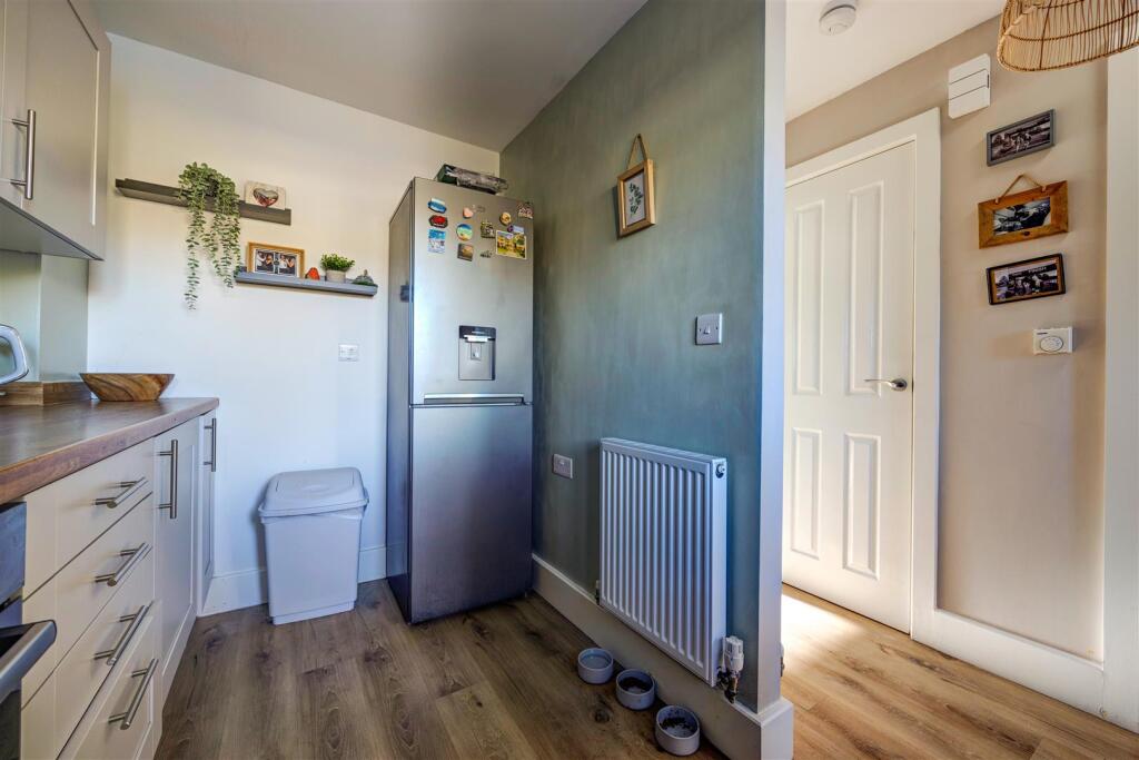 Kitchen_04.jpg