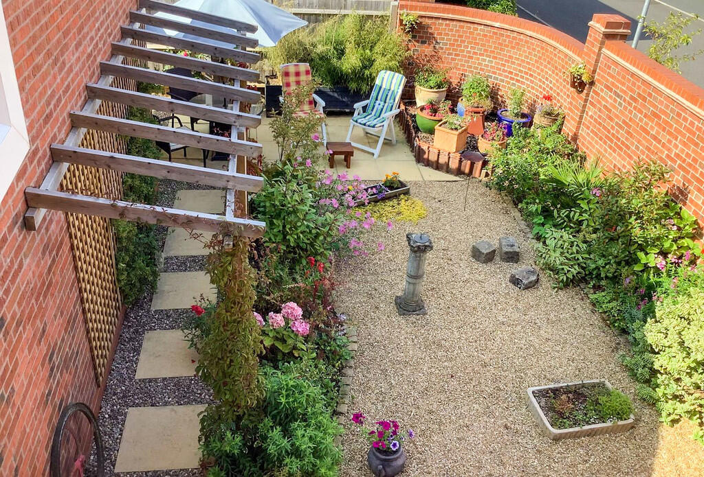 tlc_b5586da0-59bf...