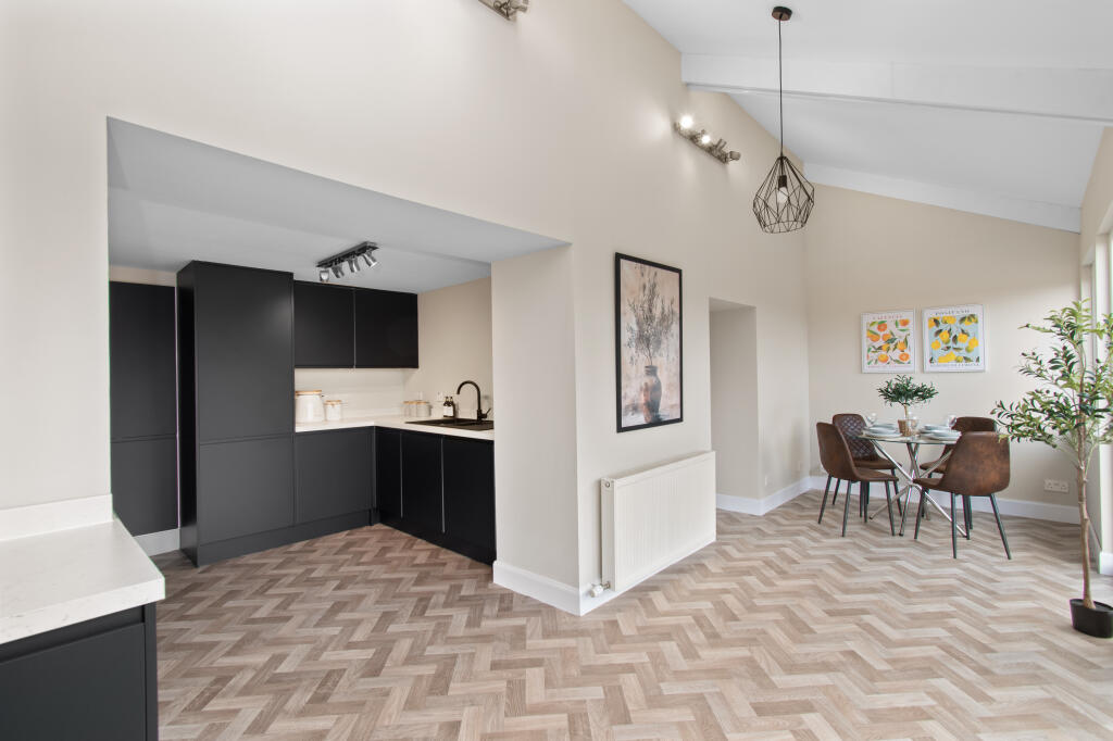 Family Dining Kitchen
