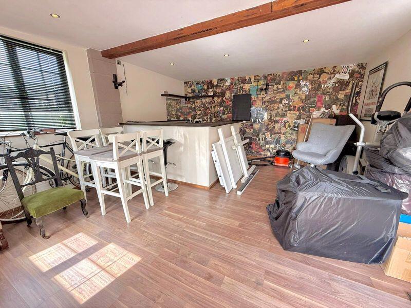 Office/Playroom/Bar