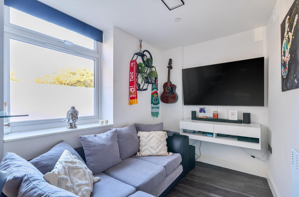 1382316-15-69204c...