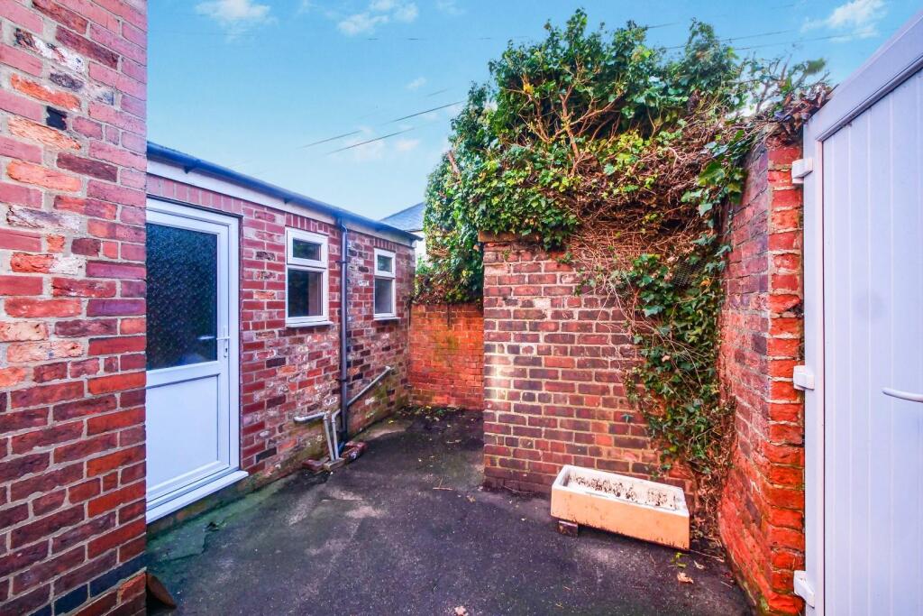 tlc_f5f91179-153e-4a60-b71e-eaaf9472a284_1a6dc0a.j