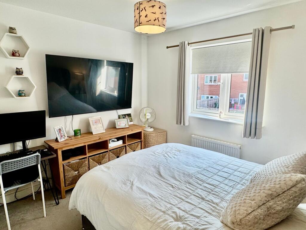 Brawn Drive, Raunds, Wellingborough, NN9