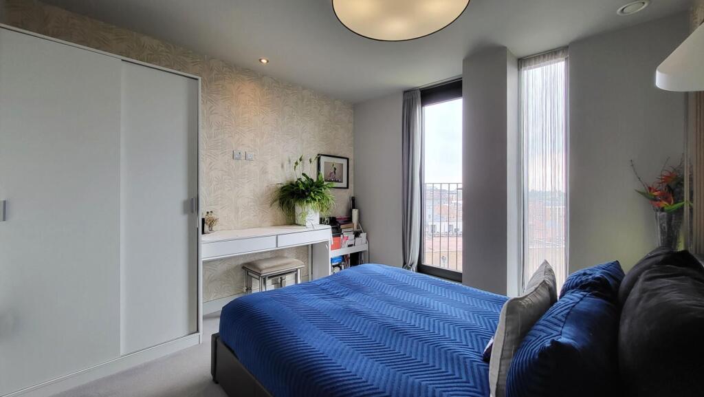 Stonebow House 4C - 11 Second Bedroom 2.jpg