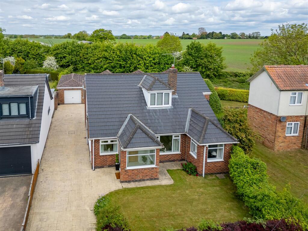 York Road, Dunnington, York YO19 5QJ