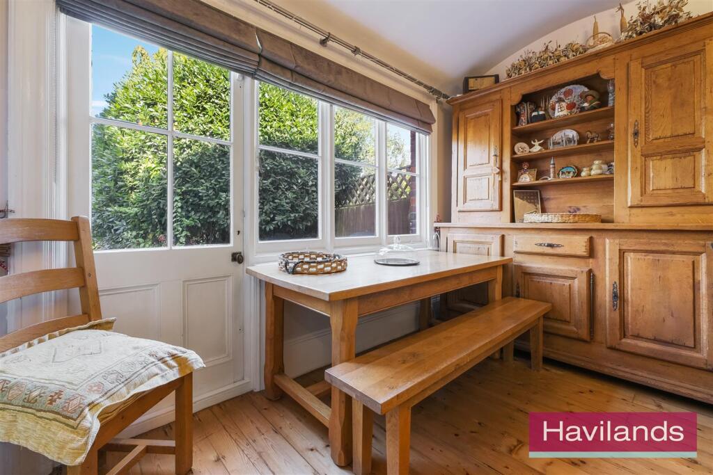 Green Dragon Lane-13.jpg