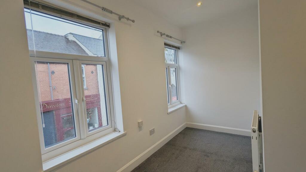 L Shape Bedroom