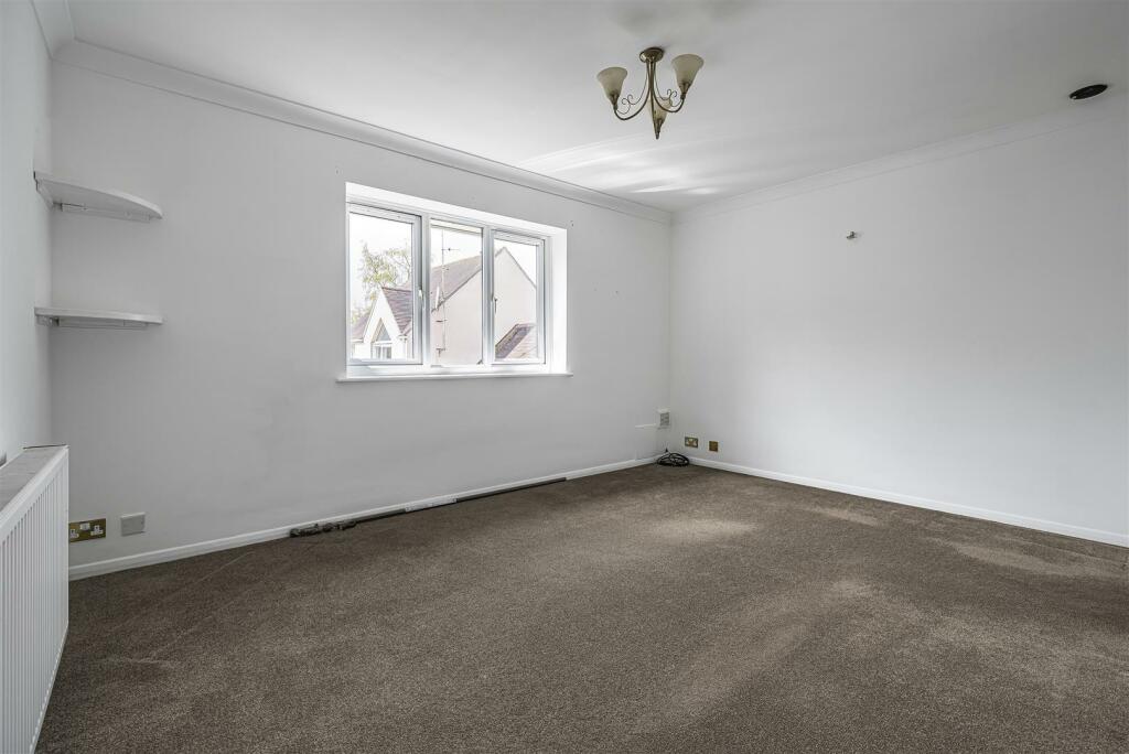 Living Room.jpg