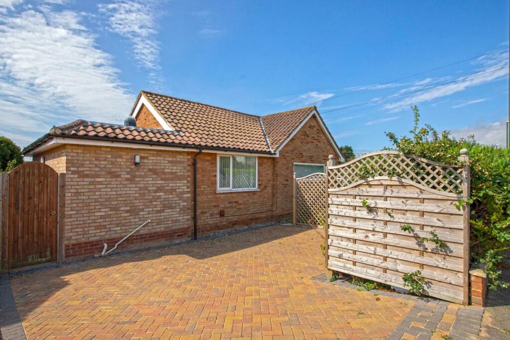 1 Burnside Crescent_20.JPG