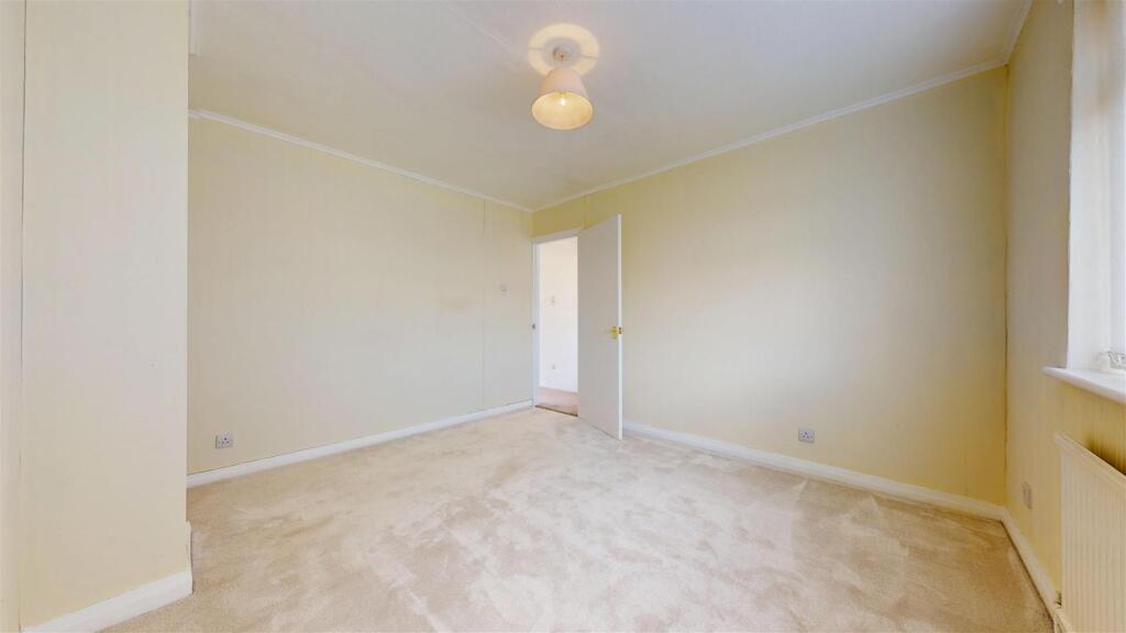 Linford Grove Bedroom