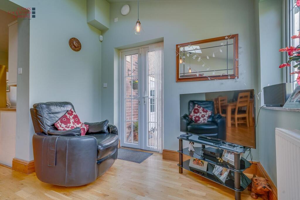 Sitting Room 1.jpg