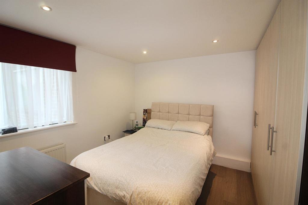 Bedroom 2 NEW.jpg