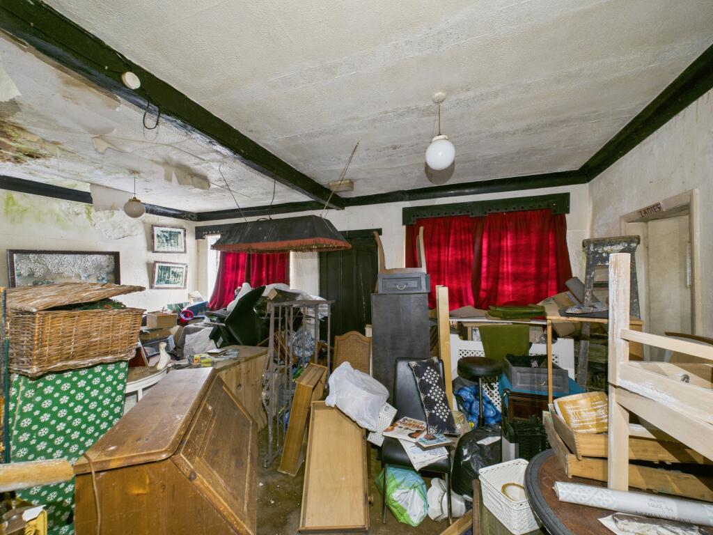 CAM02167G0-PR0348-STILL010 T202510091312.jpg