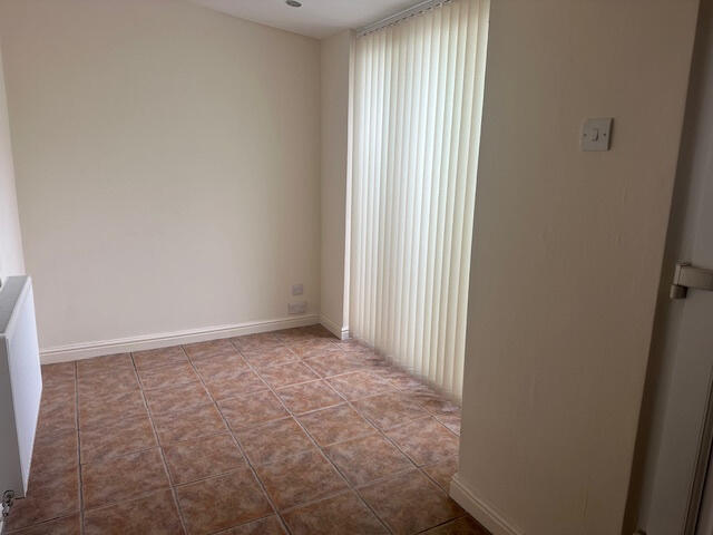 71 Lulworth Avenue