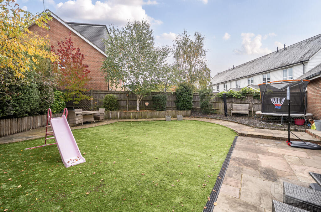 9039610b-68f6-462...