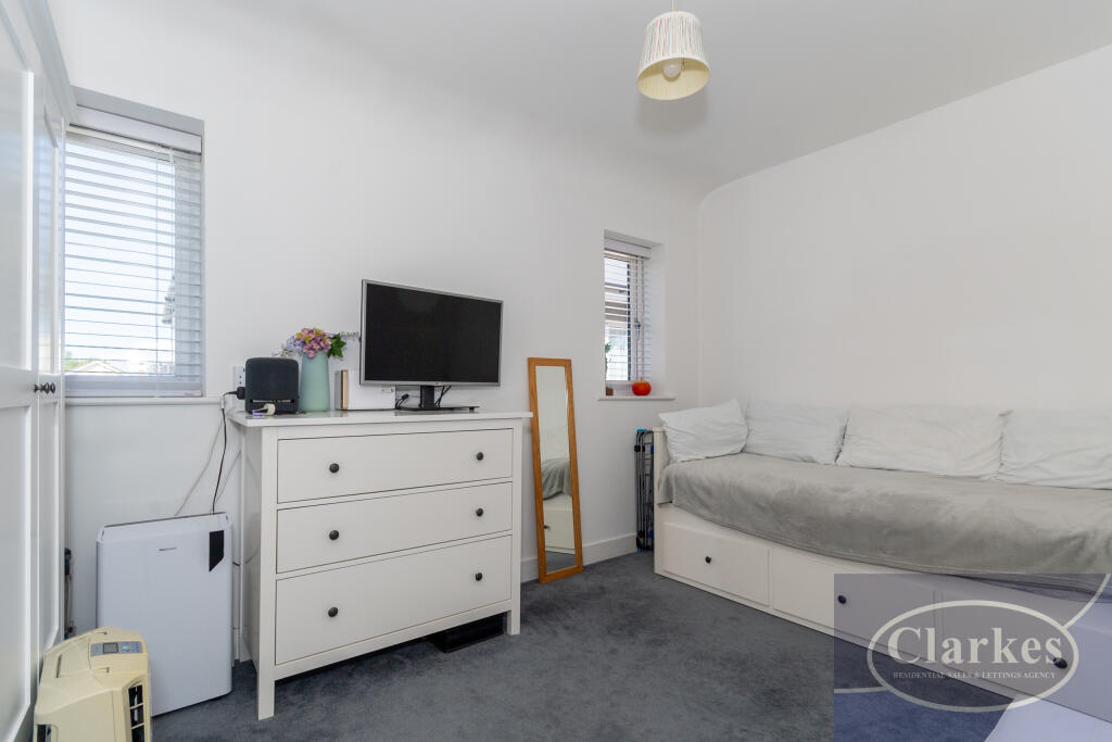 FC_038_49 KING EDWARD AVE_012