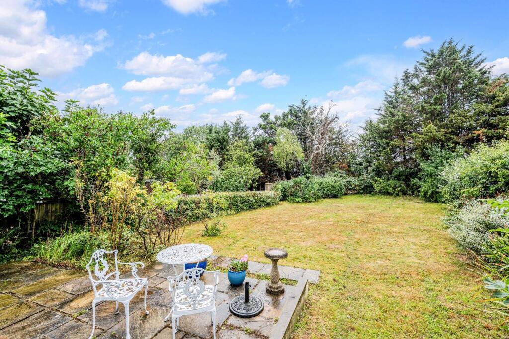 FIRSWOOD AVENUE (1).jpg