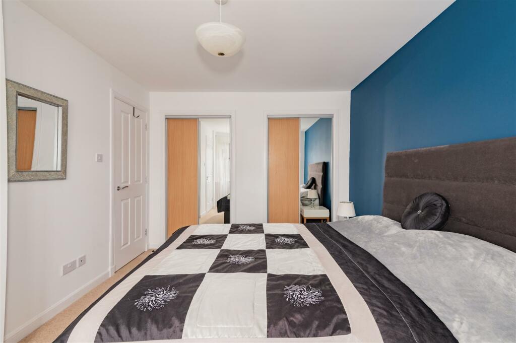 10 Lochty Drive Kinglassie-6.JPG
