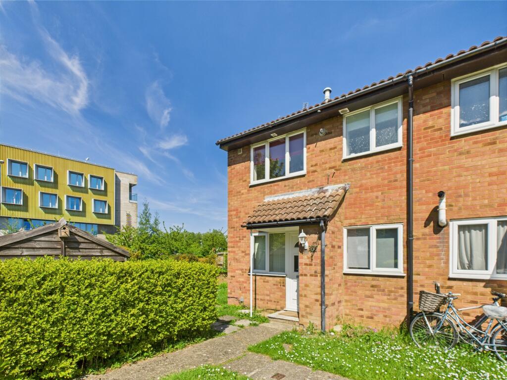 CAM02519G0-PR0267-STILL001