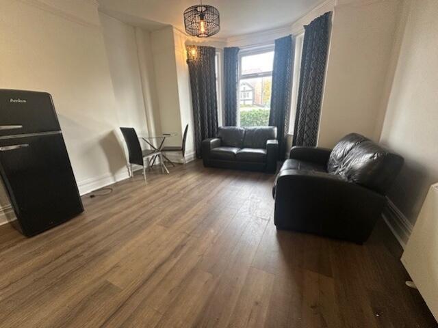 Goulden Road 44, West Didsbury, Manchester, M20 4zf