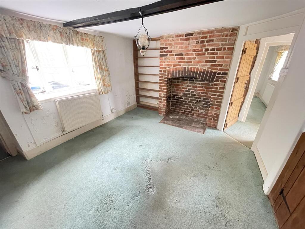 2.JPG