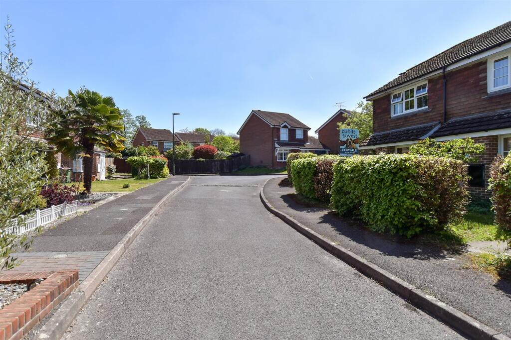 Driveway/Parking