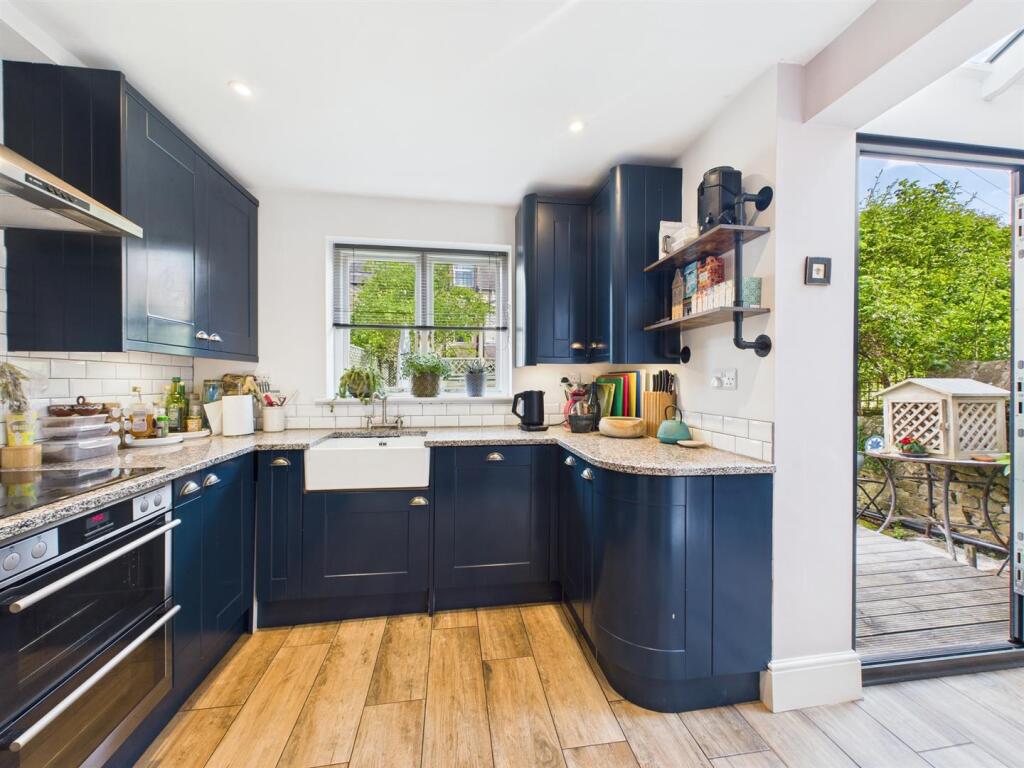 Kitchen &amp; Breakfast Room