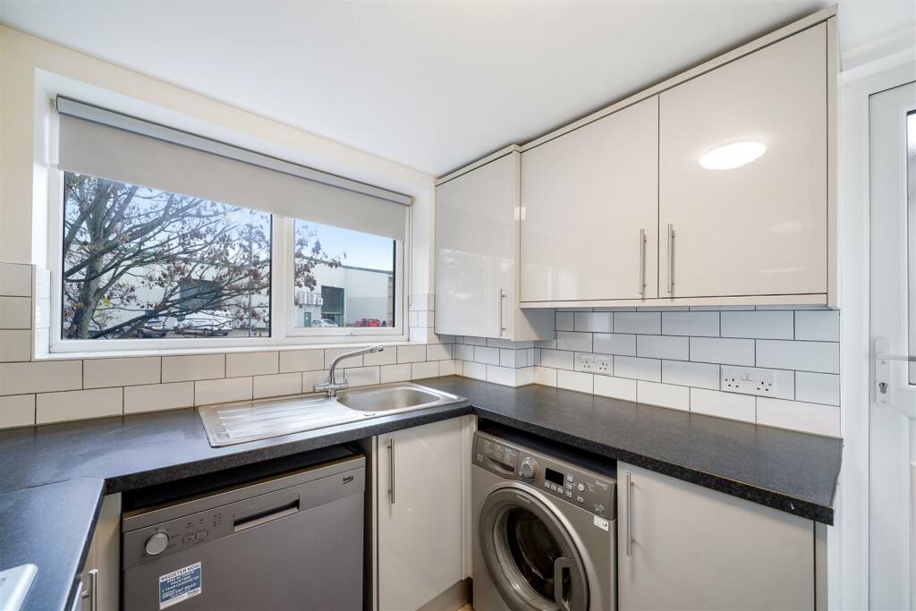 71A Southview Avenue - jmLwH31mowwMpwQxuQv0.jpg